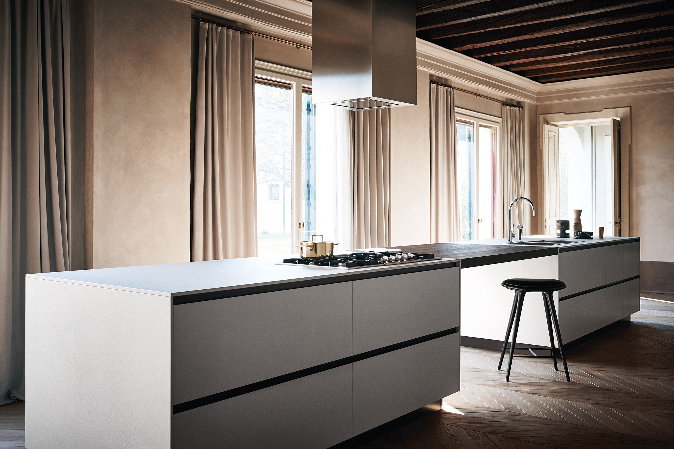 Cesar Maxima 2.2 by Espresso Design